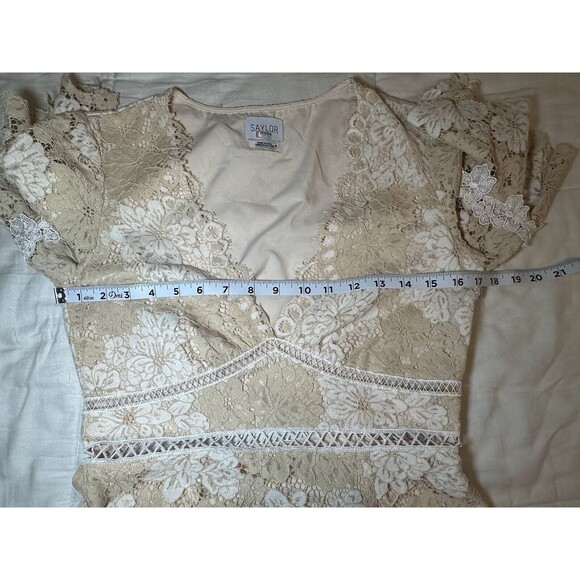 SAYLOR Maggy‎ Cream Flared Hemline Short Sleeve V-Neck Lace Dress MEDIUM - Picture 11 of 13